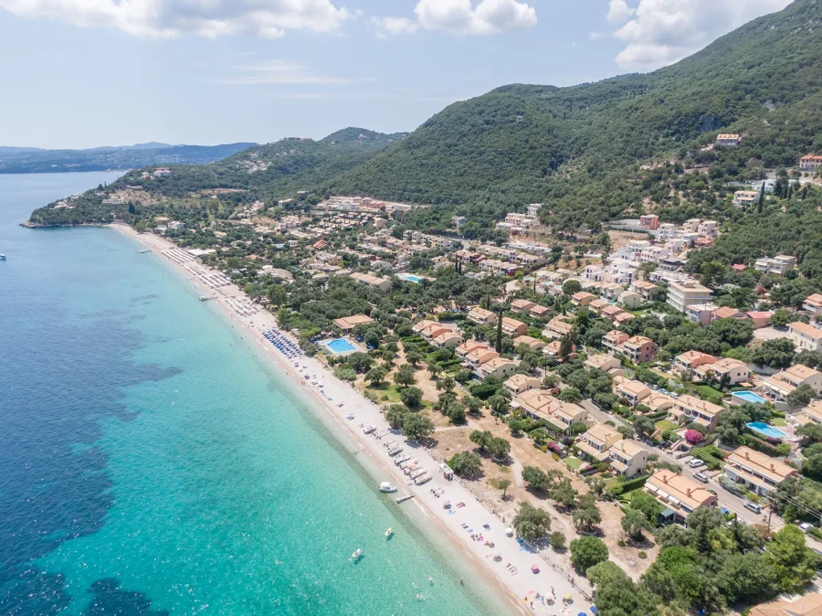 Coryfes corfu beaches 0130 HDR barbati