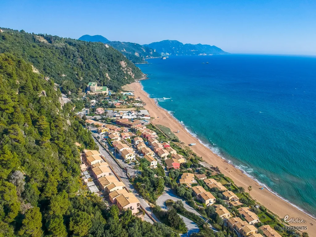 Coryfes corfu beaches 7876 HDR glyfada