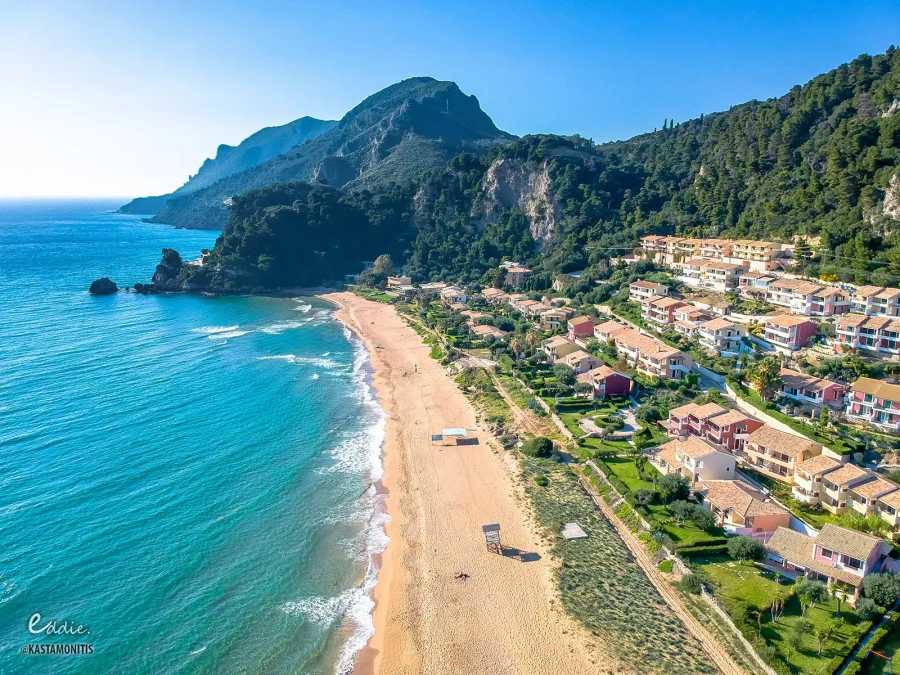 Coryfes corfu beaches 7891 HDR glyfada